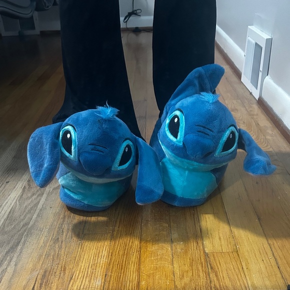 Happy Feet - Cute Stitch Slippers - Picture 2 of 12
